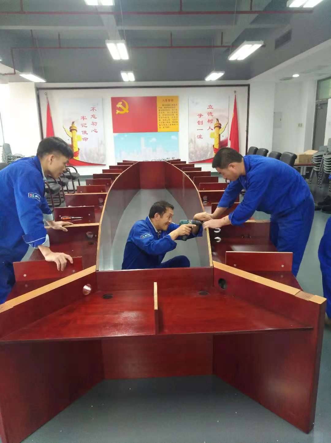 萬家燈火搬家公司告訴你拆除家具的方法！